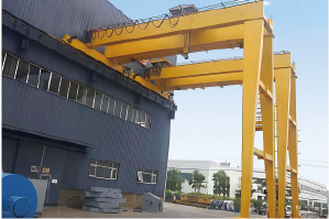 BMG型雙主梁吊鉤半門式起重機